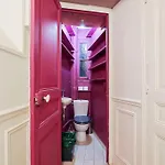 Tour Eiffel Garibaldi Apartment Paris